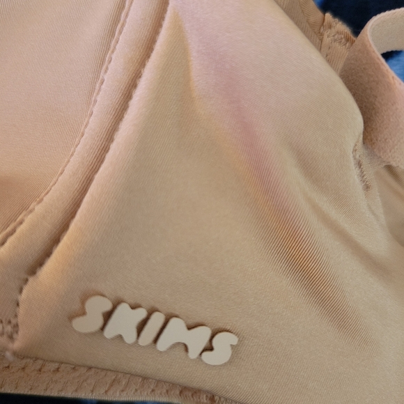 NWT SKIMS WIRELESS FOR T'SHIRT DEMI BRA, VARIOUS SIZES, OCHRE - Picture 7 of 7